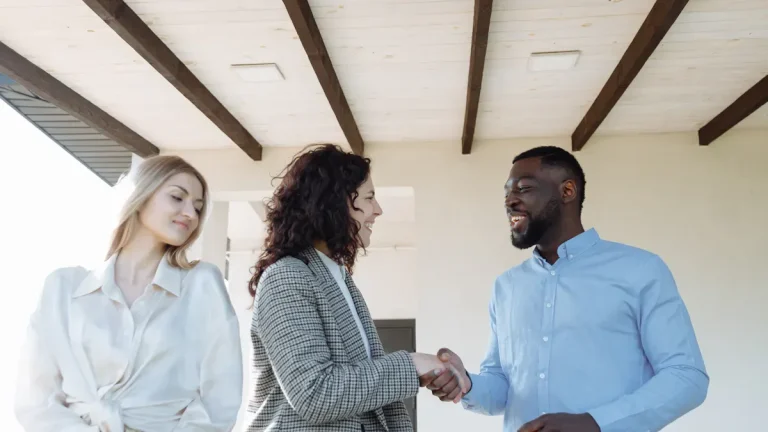 Pet B2B negotiation tactics for first-time buyers
