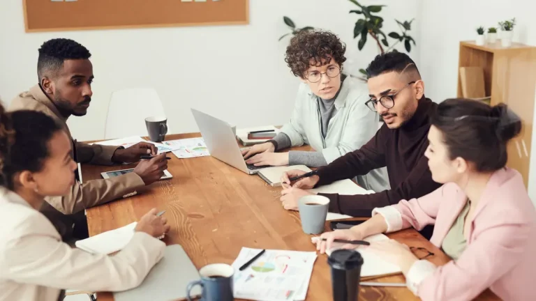 Working with a Chinese Manufacturer: Communication Tips