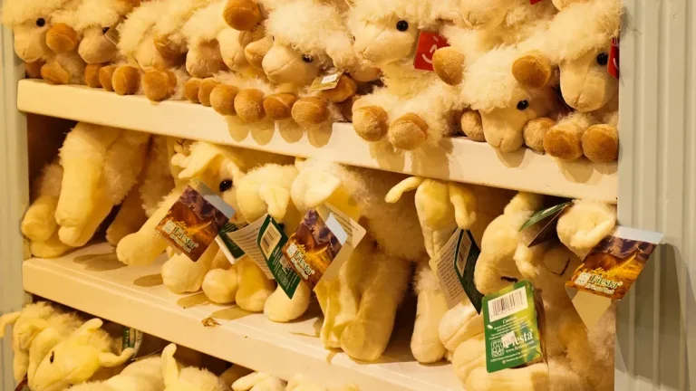 Why Size Matters in Retail for Large Plush Dog Toys